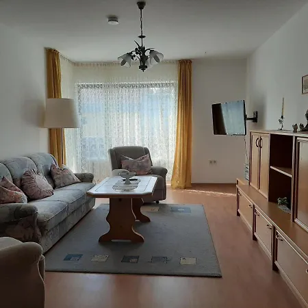 Haus Erna Apartment *